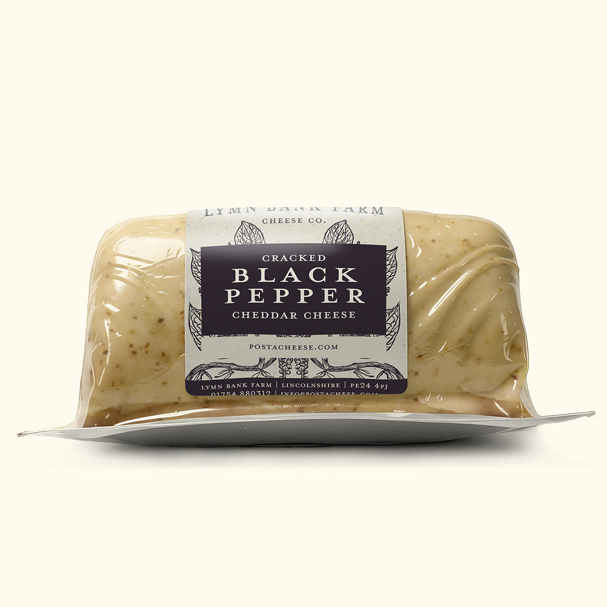 Cracked Black Pepper Cheddar Main image